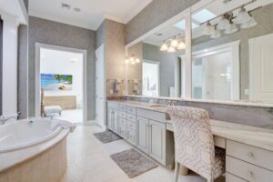 Gables by the Sea- Primary Bedroom attached bathroom (1st floor)
