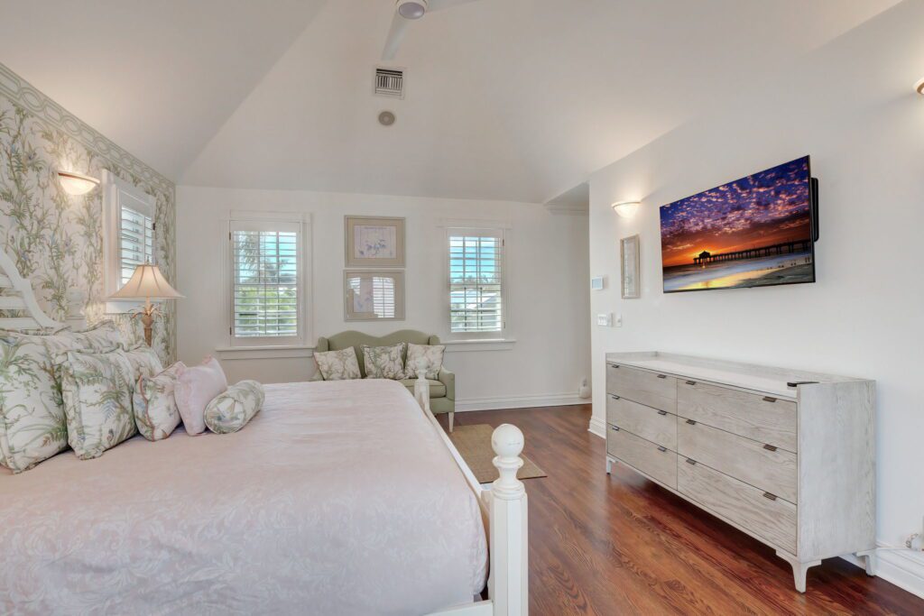 Gables by the Sea- Guest bedroom 3 (2nd floor)