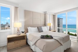 1 Hotel & Homes - Oceanview- Guest Bedroom
