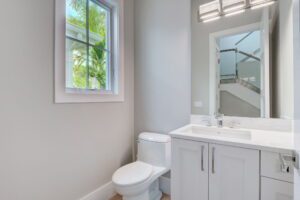 The Sand Castle - Powder Room