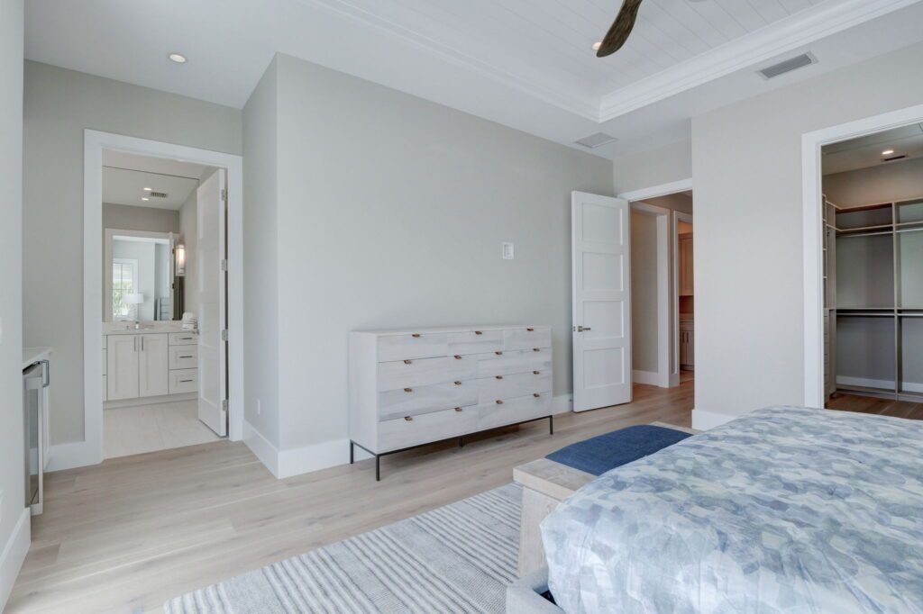 The Sand Castle Bedroom 4 (upstairs) - King Bed