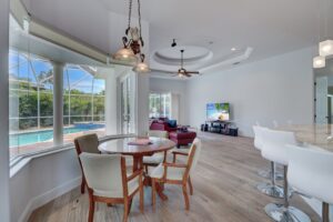 Palm Paradise- Dining Room