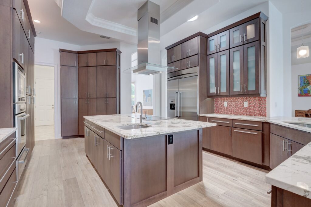 Palm Paradise- Kitchen