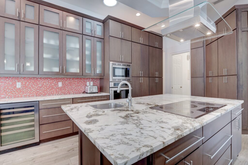 Palm Paradise- Kitchen