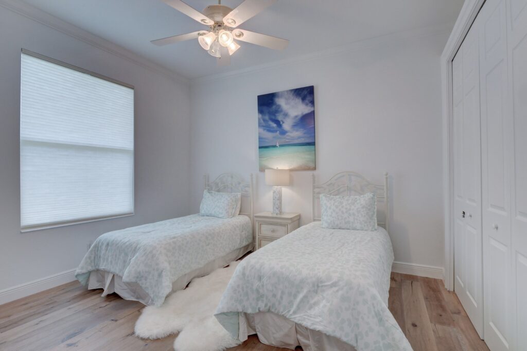 Palm Paradise- Guest Bedroom 3