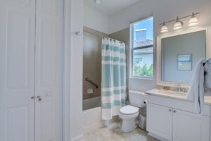 Palm Paradise- Guest Bedroom 3 Attached Bathroom