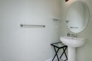 Palm Paradise- Pool Half Bath
