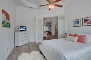 Palm Paradise- Guest Bedroom 4
