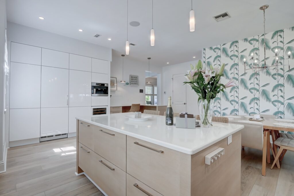 Entertainer's Dream- Kitchen