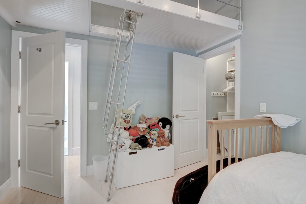 Entertainer's Dream- Guest Bedroom 2