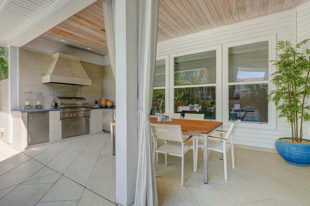 Entertainer's Dream- Outdoor Entertainment