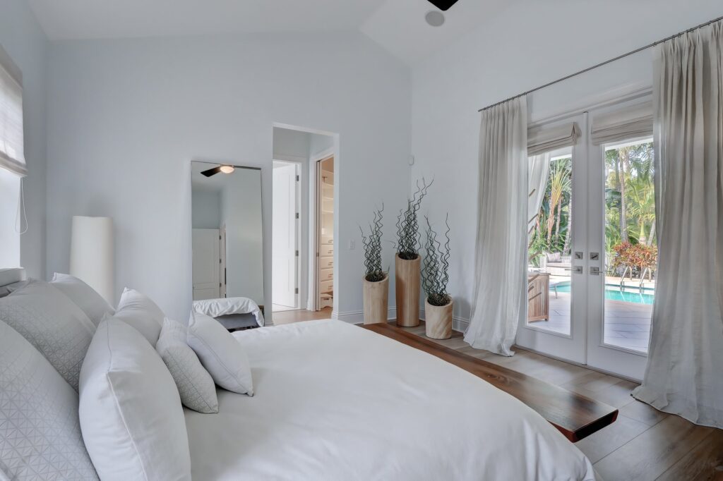 Entertainer's Dream- Primary Bedroom