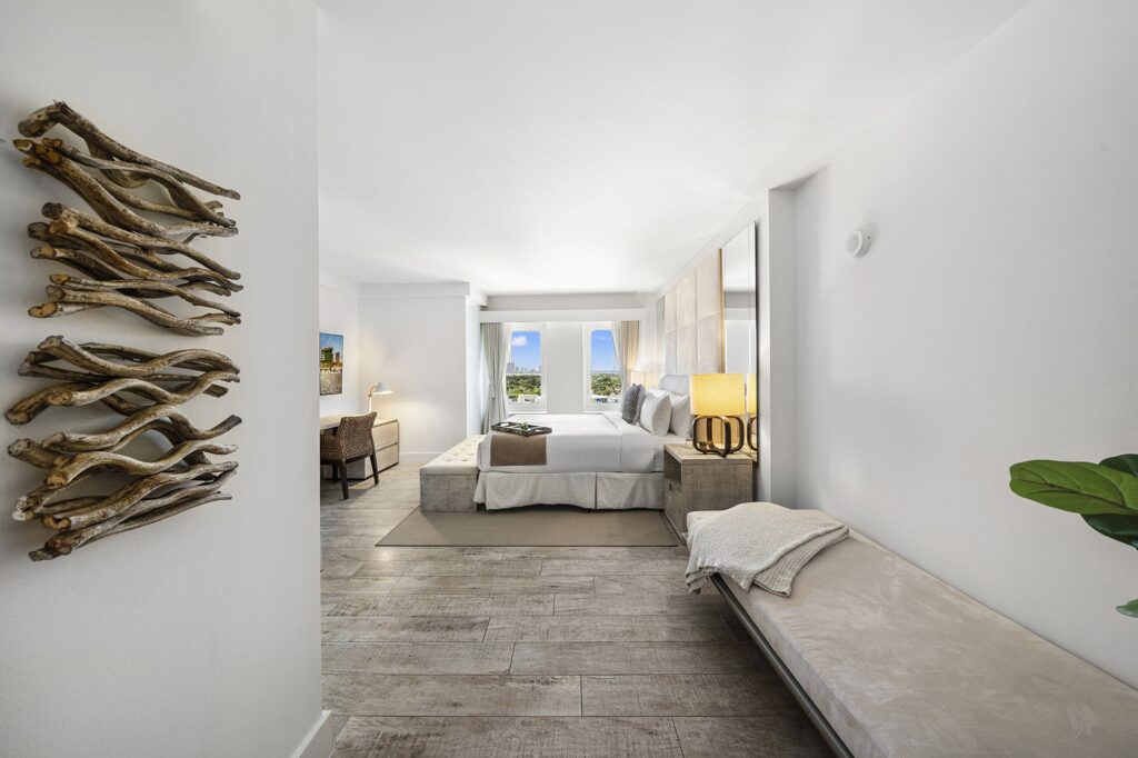 1 Hotel & Homes - City View- Primary Bedroom