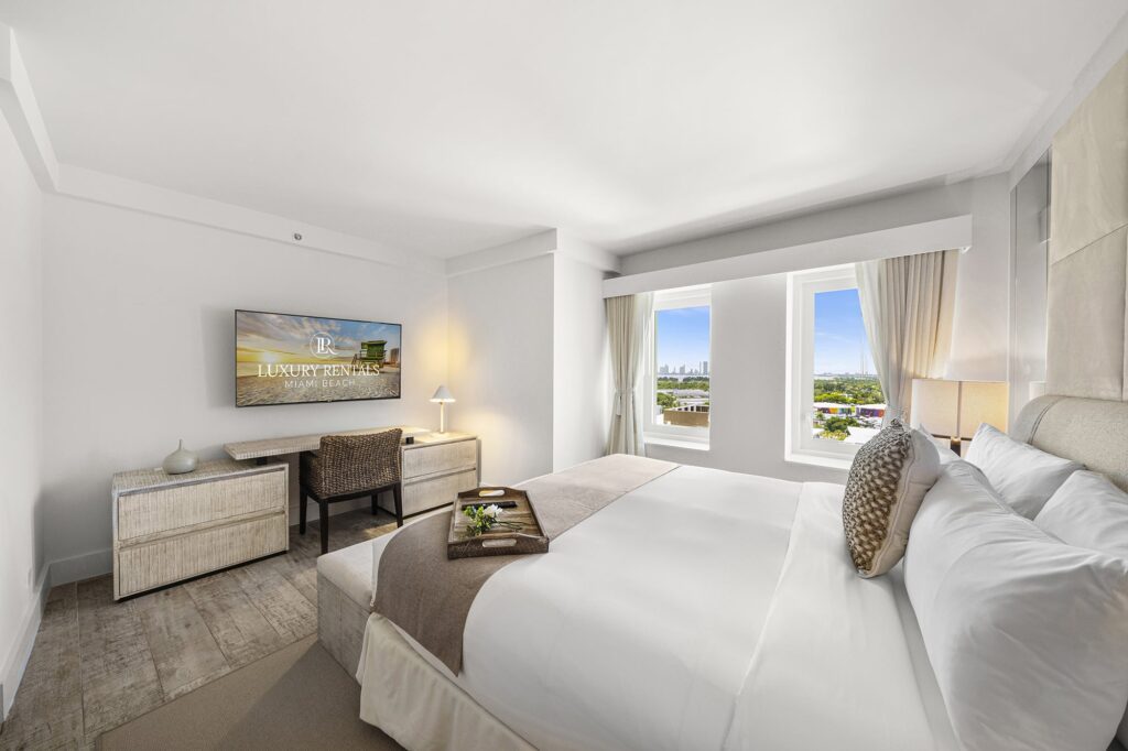 1 Hotel & Homes - City View- Primary Bedroom