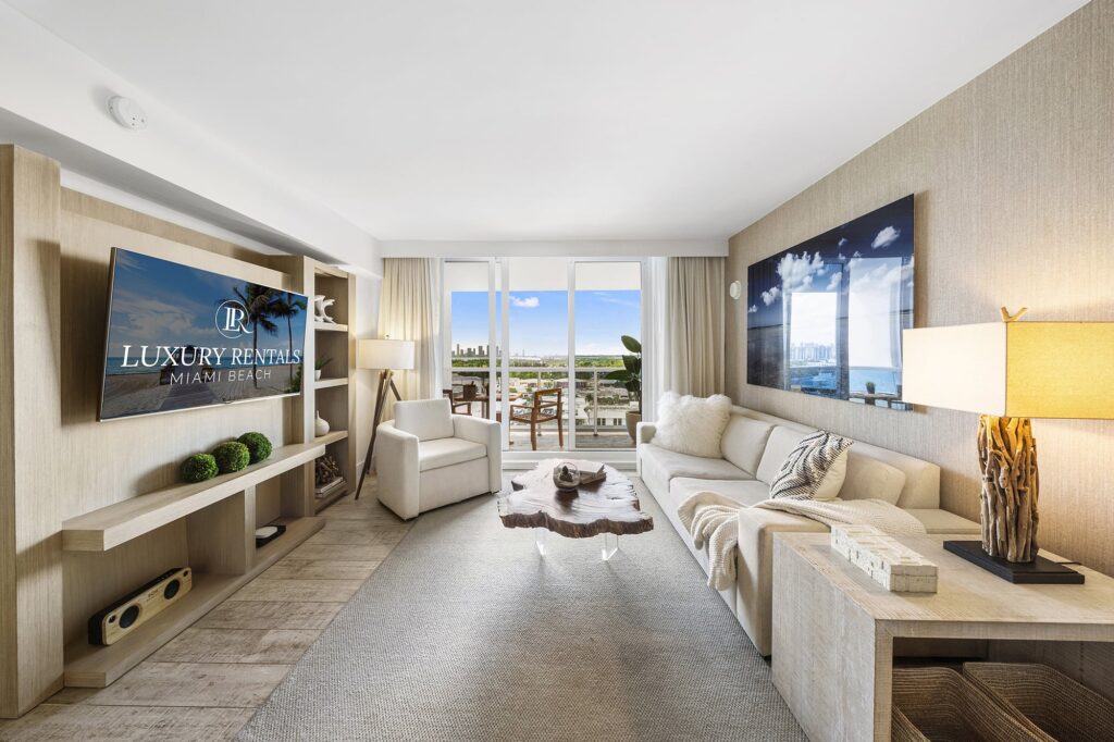 1 Hotel & Homes - City View- Living Room