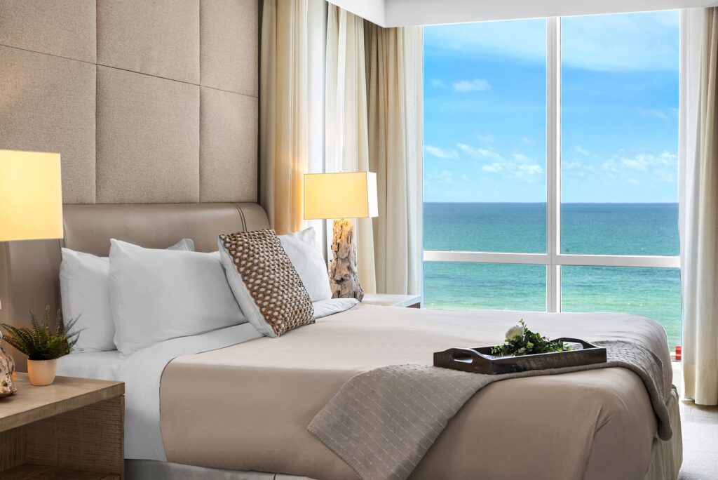 1 Hotel & Homes - Oceanview- Primary Bedroom
