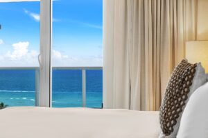 1 Hotel & Homes - Oceanview- Primary Bedroom